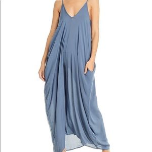 NWT Burgundy Elan V-Neck Maxi Dress